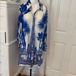 Blue and White Tropical Print blouse and short set